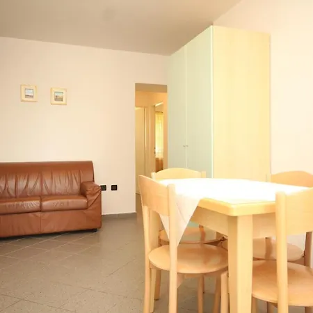 With Parking Space Nerezine, Losinj - 2518 Apartment