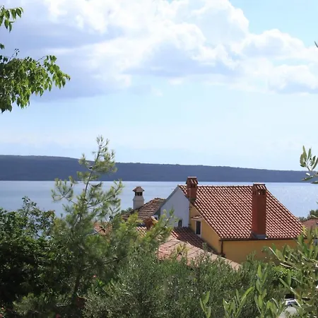 Apartment With Parking Space Nerezine, Losinj - 2518 Nerezine