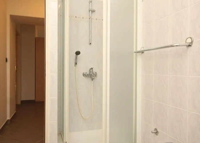 Apartmán With Parking Space Nerezine, Losinj - 2518 Nerezine